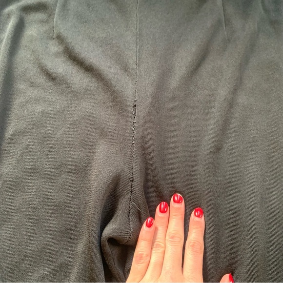 Exclusively Misook Black Straight Leg Knit Pants Size Medium FLAWS - Picture 8 of 8